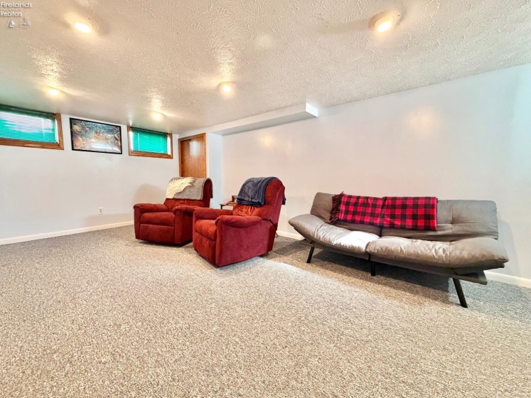 334 Union Street, Bellevue, 44811, 3 Bedrooms Bedrooms, ,2 BathroomsBathrooms,Residential,For Sale,Union,20263069