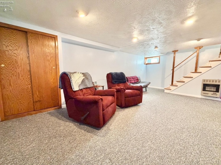 334 Union Street, Bellevue, 44811, 3 Bedrooms Bedrooms, ,2 BathroomsBathrooms,Residential,For Sale,Union,20263069
