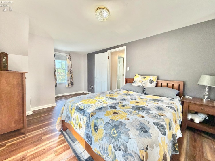 334 Union Street, Bellevue, 44811, 3 Bedrooms Bedrooms, ,2 BathroomsBathrooms,Residential,For Sale,Union,20263069