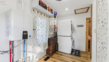 1134 Catawba Road, Port Clinton, 43452, 2 Bedrooms Bedrooms, ,1 BathroomBathrooms,Residential,For Sale,Catawba,20263054