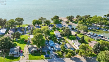 1134 Catawba Road, Port Clinton, 43452, 2 Bedrooms Bedrooms, ,1 BathroomBathrooms,Residential,For Sale,Catawba,20263054