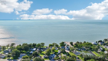 1134 Catawba Road, Port Clinton, 43452, 2 Bedrooms Bedrooms, ,1 BathroomBathrooms,Residential,For Sale,Catawba,20263054