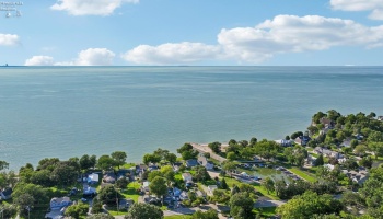 1134 Catawba Road, Port Clinton, 43452, 2 Bedrooms Bedrooms, ,1 BathroomBathrooms,Residential,For Sale,Catawba,20263054