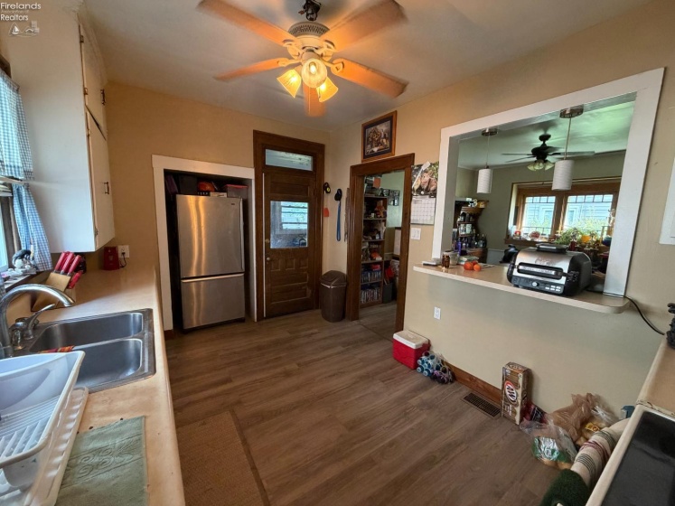 305 Sandusky Street, Tiffin, 44883, 3 Bedrooms Bedrooms, ,1 BathroomBathrooms,Residential,For Sale,Sandusky,20263076