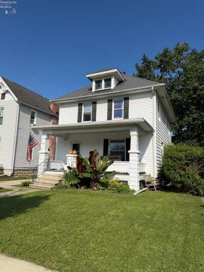 305 Sandusky Street, Tiffin, 44883, 3 Bedrooms Bedrooms, ,1 BathroomBathrooms,Residential,For Sale,Sandusky,20263076