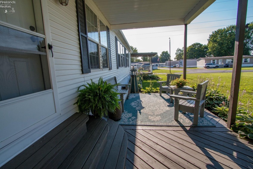 2614 Tiffin Ave, Sandusky, 44870, 3 Bedrooms Bedrooms, ,2 BathroomsBathrooms,Residential,For Sale,Tiffin Ave,20263074