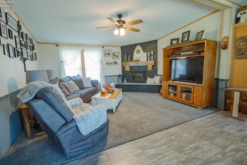2614 Tiffin Ave, Sandusky, 44870, 3 Bedrooms Bedrooms, ,2 BathroomsBathrooms,Residential,For Sale,Tiffin Ave,20263074