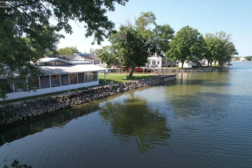 4799 Marina Avenue, Port Clinton, 43452, 2 Bedrooms Bedrooms, ,1 BathroomBathrooms,Residential,For Sale,Marina,20263081