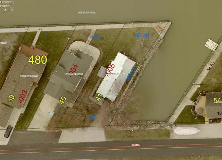 4799 Marina Avenue, Port Clinton, 43452, 2 Bedrooms Bedrooms, ,1 BathroomBathrooms,Residential,For Sale,Marina,20263081