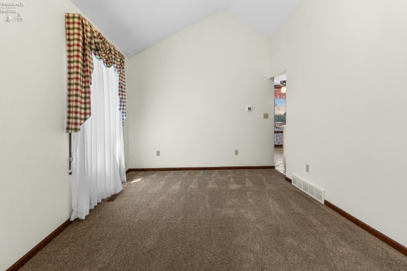 838 Bellaire Drive, Bellevue, 44811, 3 Bedrooms Bedrooms, ,2 BathroomsBathrooms,Residential,For Sale,Bellaire,20263075