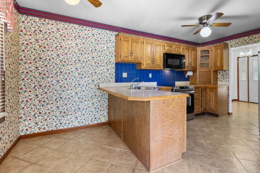 838 Bellaire Drive, Bellevue, 44811, 3 Bedrooms Bedrooms, ,2 BathroomsBathrooms,Residential,For Sale,Bellaire,20263075