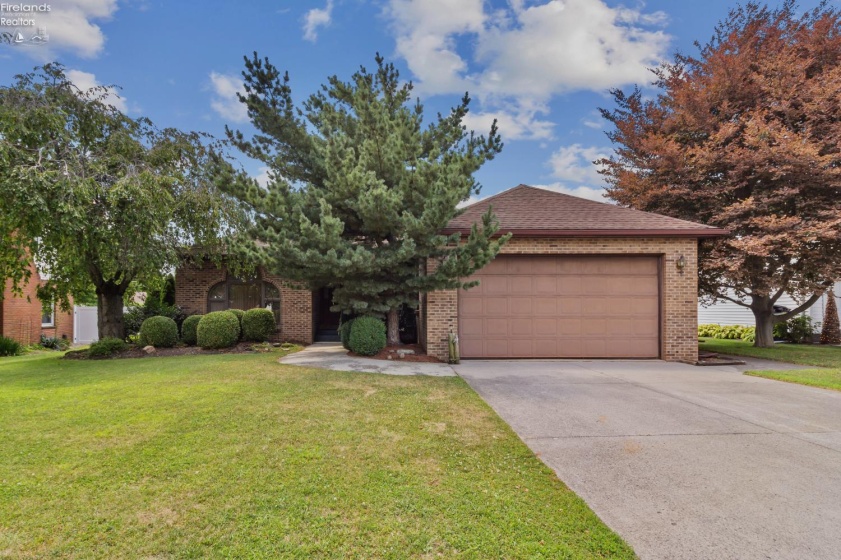838 Bellaire Drive, Bellevue, 44811, 3 Bedrooms Bedrooms, ,2 BathroomsBathrooms,Residential,For Sale,Bellaire,20263075