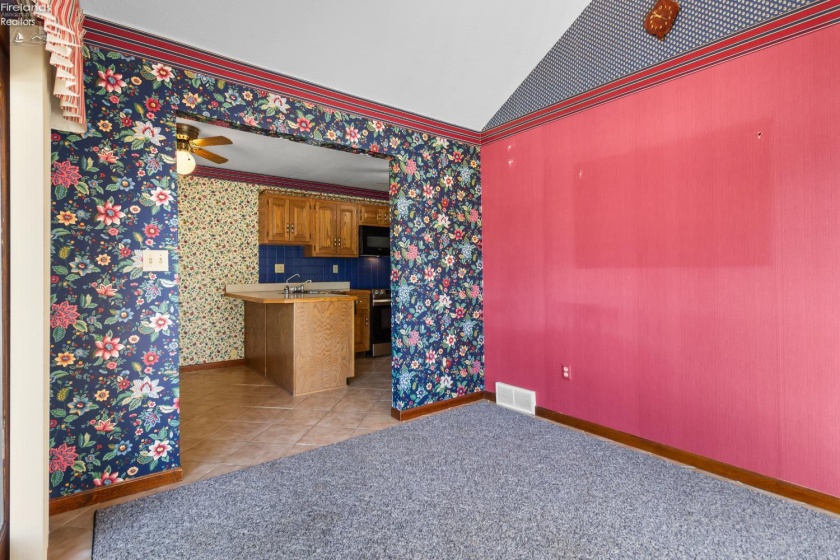 838 Bellaire Drive, Bellevue, 44811, 3 Bedrooms Bedrooms, ,2 BathroomsBathrooms,Residential,For Sale,Bellaire,20263075