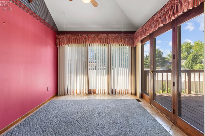 838 Bellaire Drive, Bellevue, 44811, 3 Bedrooms Bedrooms, ,2 BathroomsBathrooms,Residential,For Sale,Bellaire,20263075