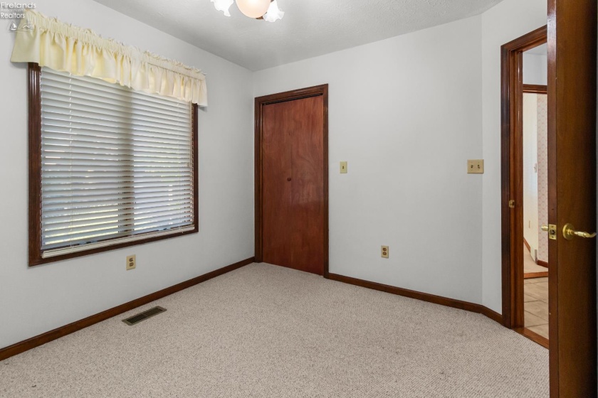 838 Bellaire Drive, Bellevue, 44811, 3 Bedrooms Bedrooms, ,2 BathroomsBathrooms,Residential,For Sale,Bellaire,20263075
