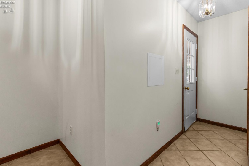 838 Bellaire Drive, Bellevue, 44811, 3 Bedrooms Bedrooms, ,2 BathroomsBathrooms,Residential,For Sale,Bellaire,20263075