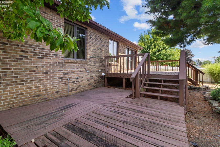 838 Bellaire Drive, Bellevue, 44811, 3 Bedrooms Bedrooms, ,2 BathroomsBathrooms,Residential,For Sale,Bellaire,20263075