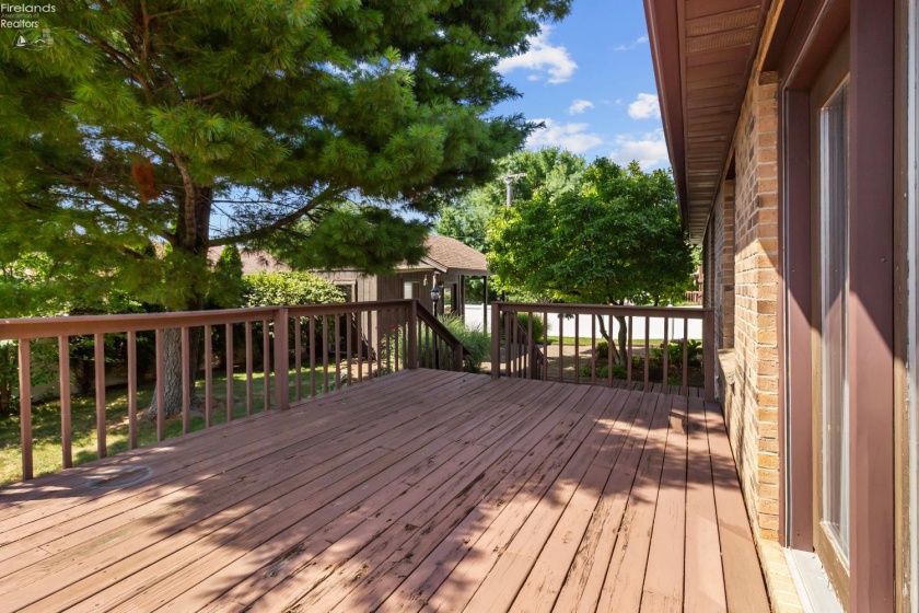 838 Bellaire Drive, Bellevue, 44811, 3 Bedrooms Bedrooms, ,2 BathroomsBathrooms,Residential,For Sale,Bellaire,20263075