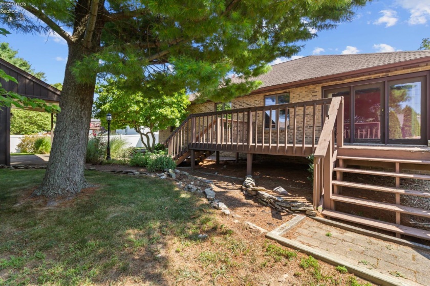 838 Bellaire Drive, Bellevue, 44811, 3 Bedrooms Bedrooms, ,2 BathroomsBathrooms,Residential,For Sale,Bellaire,20263075