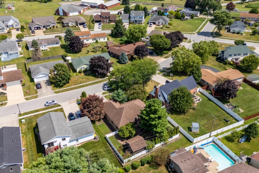 838 Bellaire Drive, Bellevue, 44811, 3 Bedrooms Bedrooms, ,2 BathroomsBathrooms,Residential,For Sale,Bellaire,20263075