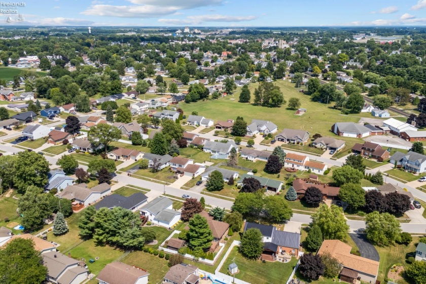 838 Bellaire Drive, Bellevue, 44811, 3 Bedrooms Bedrooms, ,2 BathroomsBathrooms,Residential,For Sale,Bellaire,20263075