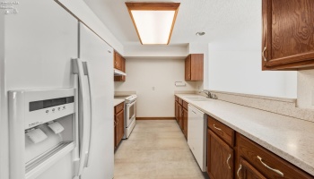 590 Vineyard Circle, Port Clinton, 43452, 2 Bedrooms Bedrooms, ,2 BathroomsBathrooms,Residential,For Sale,Vineyard,20263089