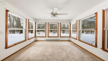590 Vineyard Circle, Port Clinton, 43452, 2 Bedrooms Bedrooms, ,2 BathroomsBathrooms,Residential,For Sale,Vineyard,20263089