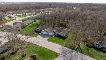 590 Vineyard Circle, Port Clinton, 43452, 2 Bedrooms Bedrooms, ,2 BathroomsBathrooms,Residential,For Sale,Vineyard,20263089