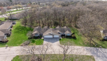 590 Vineyard Circle, Port Clinton, 43452, 2 Bedrooms Bedrooms, ,2 BathroomsBathrooms,Residential,For Sale,Vineyard,20263089