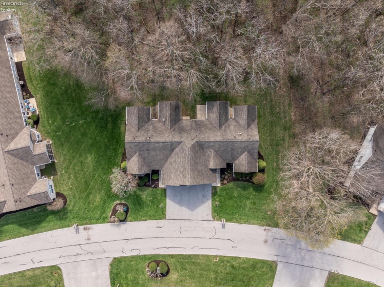 590 Vineyard Circle, Port Clinton, 43452, 2 Bedrooms Bedrooms, ,2 BathroomsBathrooms,Residential,For Sale,Vineyard,20263089