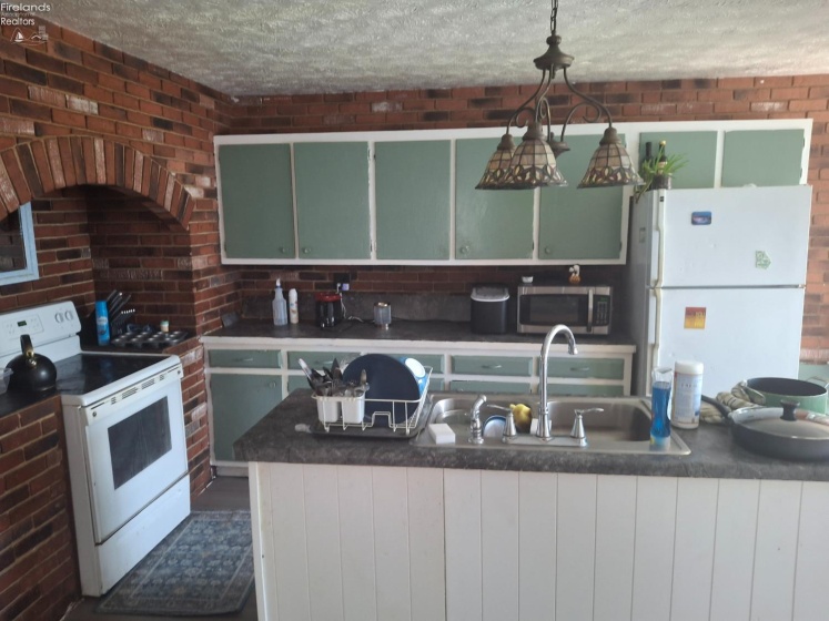 47 State Street, Norwalk, 44857, 5 Bedrooms Bedrooms, ,2 BathroomsBathrooms,Residential,For Sale,State,20263079