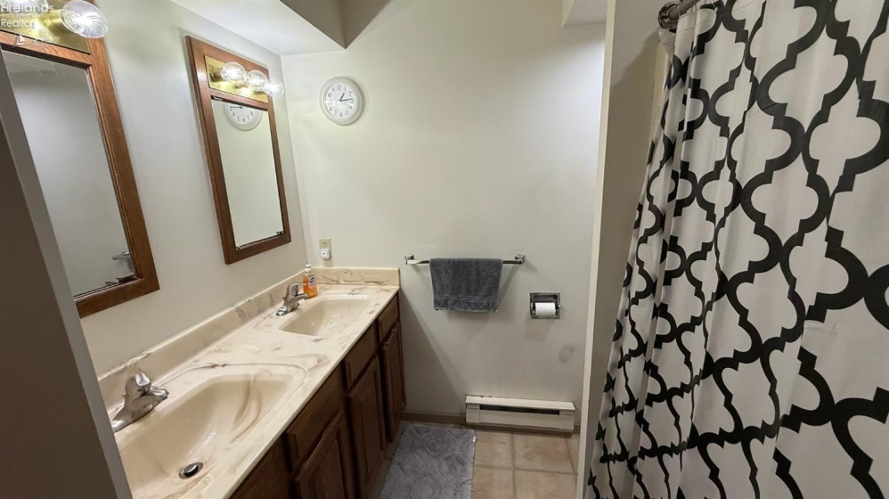 12 Patrician Drive, Norwalk, 44857, 5 Bedrooms Bedrooms, ,3 BathroomsBathrooms,Residential,For Sale,Patrician,20262887