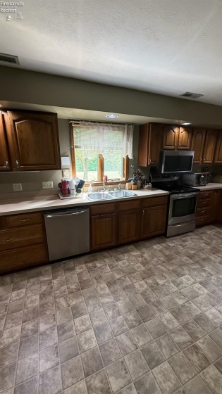 12 Patrician Drive, Norwalk, 44857, 5 Bedrooms Bedrooms, ,3 BathroomsBathrooms,Residential,For Sale,Patrician,20262887