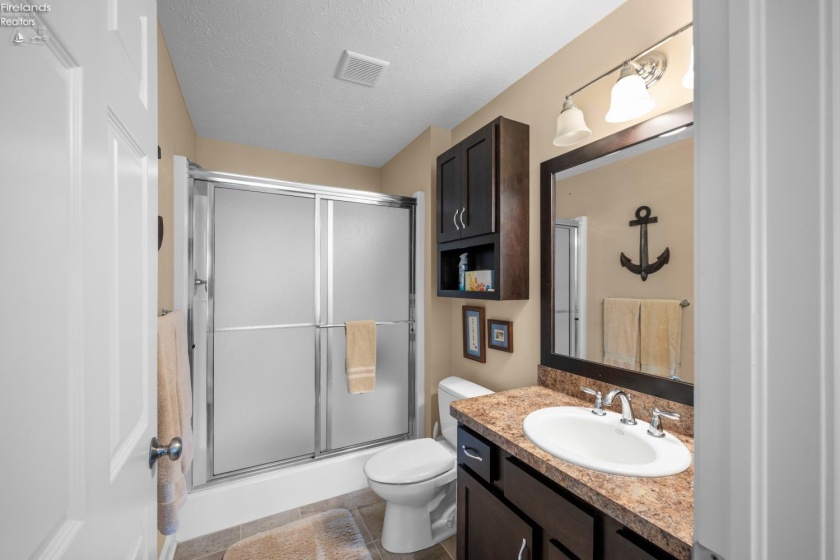 2840 Sanctuary Drive, Port Clinton, 43452, 4 Bedrooms Bedrooms, ,4 BathroomsBathrooms,Residential,For Sale,Sanctuary,20263088