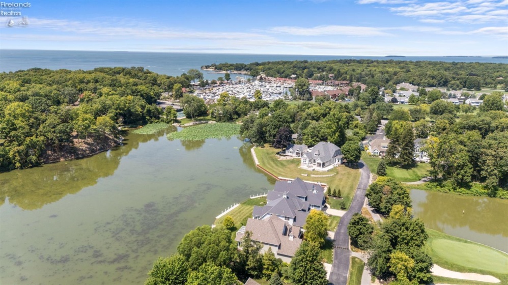 2840 Sanctuary Drive, Port Clinton, 43452, 4 Bedrooms Bedrooms, ,4 BathroomsBathrooms,Residential,For Sale,Sanctuary,20263088