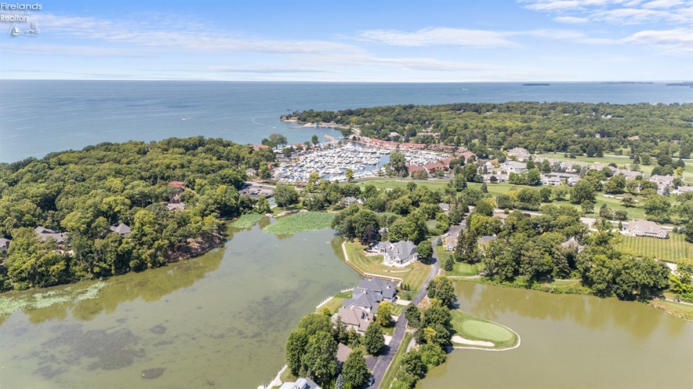 2840 Sanctuary Drive, Port Clinton, 43452, 4 Bedrooms Bedrooms, ,4 BathroomsBathrooms,Residential,For Sale,Sanctuary,20263088
