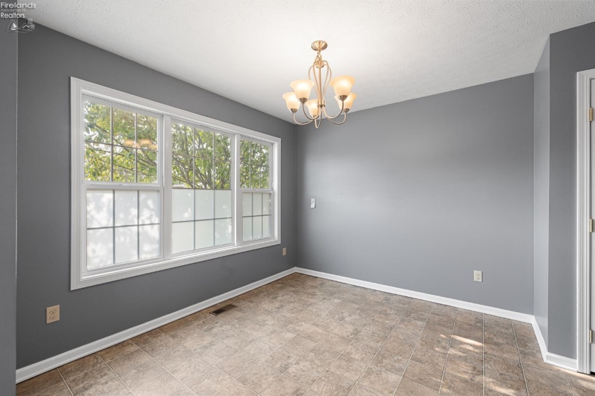213 Westminster Way, Elyria, 44035, 3 Bedrooms Bedrooms, ,2 BathroomsBathrooms,Residential,For Sale,Westminster,20263067