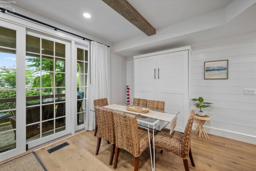 4395 Marin Woods, Port Clinton, 43452, 2 Bedrooms Bedrooms, ,2 BathroomsBathrooms,Residential,For Sale,Marin Woods,20263098