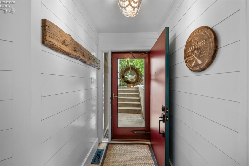 4395 Marin Woods, Port Clinton, 43452, 2 Bedrooms Bedrooms, ,2 BathroomsBathrooms,Residential,For Sale,Marin Woods,20263098
