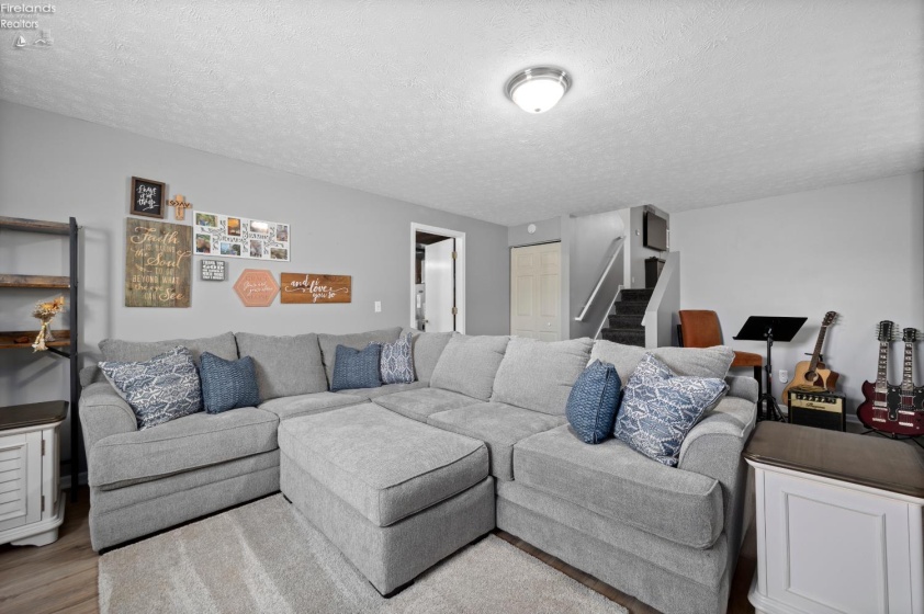 2172 Tarragon Drive, West Salem, 44287, 3 Bedrooms Bedrooms, ,2 BathroomsBathrooms,Residential,For Sale,Tarragon,20263087
