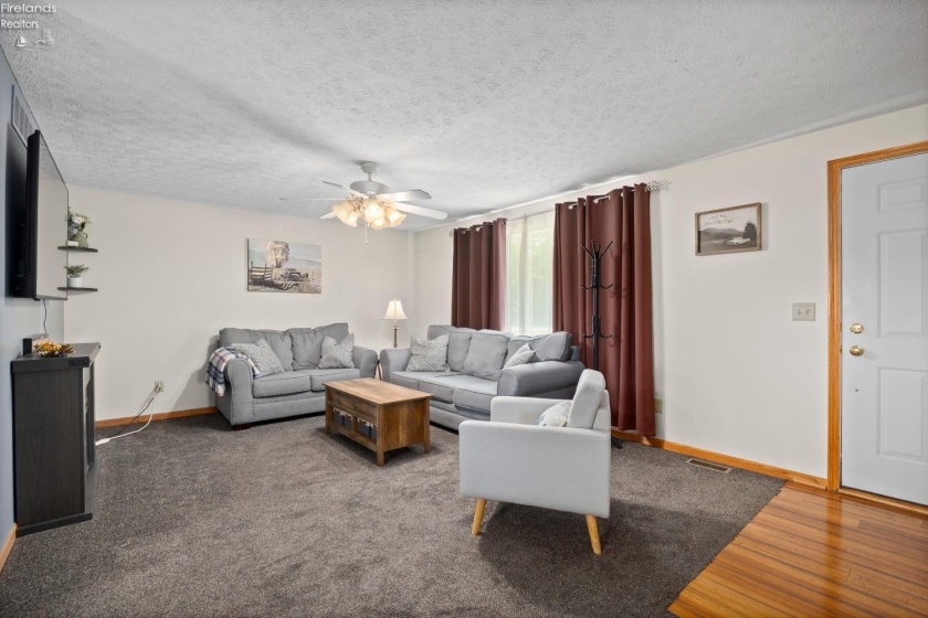 2172 Tarragon Drive, West Salem, 44287, 3 Bedrooms Bedrooms, ,2 BathroomsBathrooms,Residential,For Sale,Tarragon,20263087