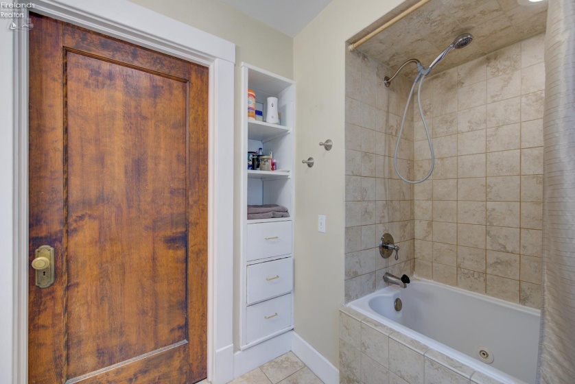 193 Main, Norwalk, 44857, 3 Bedrooms Bedrooms, ,2 BathroomsBathrooms,Residential,For Sale,Main,20263061