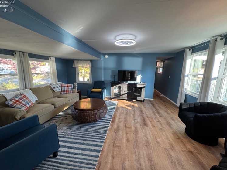 115 Driftwood Drive, Port Clinton, 43452, 2 Bedrooms Bedrooms, ,1 BathroomBathrooms,Residential,For Sale,Driftwood,20263102