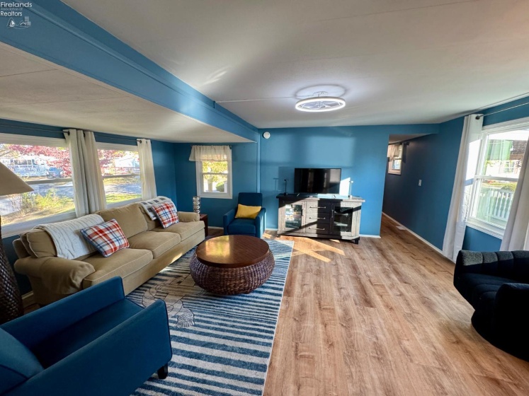 115 Driftwood Drive, Port Clinton, 43452, 2 Bedrooms Bedrooms, ,1 BathroomBathrooms,Residential,For Sale,Driftwood,20263102