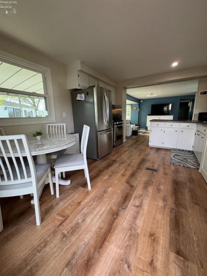 115 Driftwood Drive, Port Clinton, 43452, 2 Bedrooms Bedrooms, ,1 BathroomBathrooms,Residential,For Sale,Driftwood,20263102