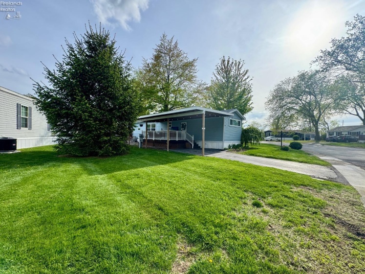115 Driftwood Drive, Port Clinton, 43452, 2 Bedrooms Bedrooms, ,1 BathroomBathrooms,Residential,For Sale,Driftwood,20263102