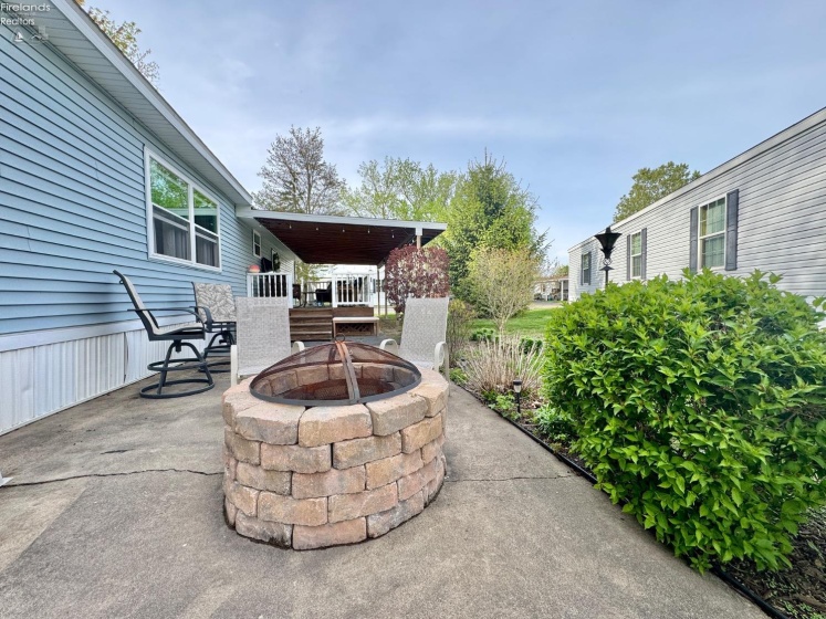 115 Driftwood Drive, Port Clinton, 43452, 2 Bedrooms Bedrooms, ,1 BathroomBathrooms,Residential,For Sale,Driftwood,20263102