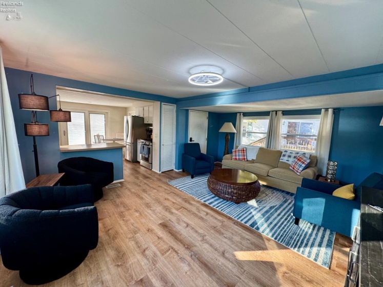 115 Driftwood Drive, Port Clinton, 43452, 2 Bedrooms Bedrooms, ,1 BathroomBathrooms,Residential,For Sale,Driftwood,20263102