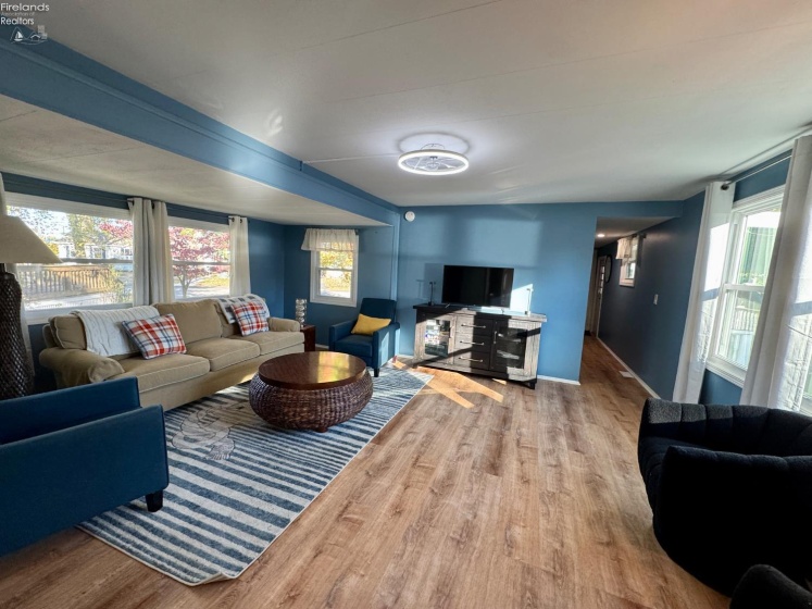 115 Driftwood Drive, Port Clinton, 43452, 2 Bedrooms Bedrooms, ,1 BathroomBathrooms,Residential,For Sale,Driftwood,20263102