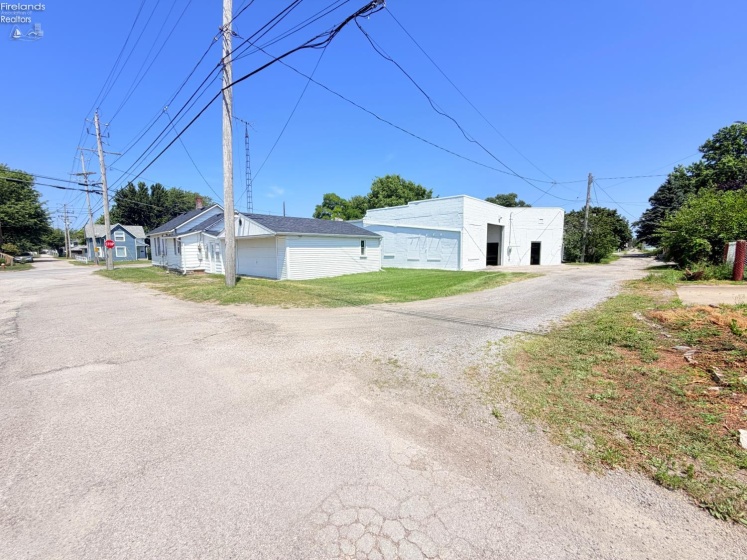 513 Fremont Road, Port Clinton, 43452, ,Residential,For Sale,Fremont,20262993